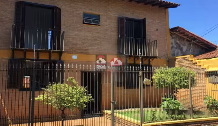 Casa Sobrado Padrão em Pindamonhangaba