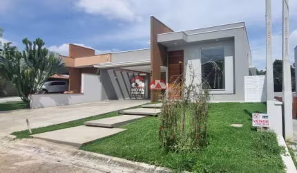 CASA TÉRREA COM PISCINA!