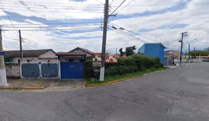Casa à Venda no Vale das Acácias - Pindamonhangaba