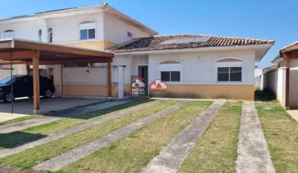 Casa Condomínio em Pindamonhangaba