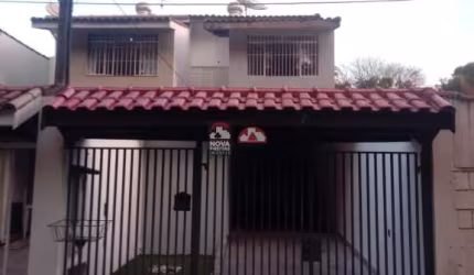 Casa assobradada com vista para Serra da Mantiqueira