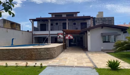 Casa Padrão em Caraguatatuba