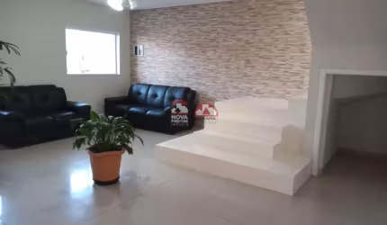 Sobrado à Venda no Bairro Mombaça I - Pindamonhangaba