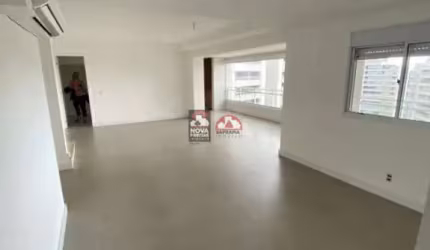 Cobertura duplex à venda na Vila Ema.