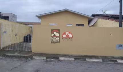 Casa Padrão em Pindamonhangaba