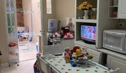 Casa Sobrado Padrão em São José dos Campos