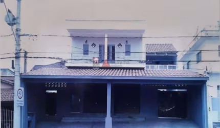 Casa Sobrado Padrão em São José dos Campos