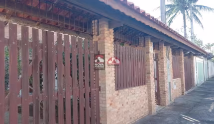 Vendo excelente casa de Alto Padrão no bairro do Porto Novo!!