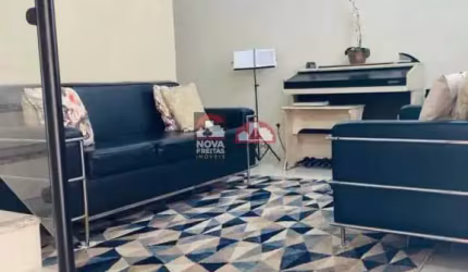 Casa Sobrado Padrão em Pindamonhangaba