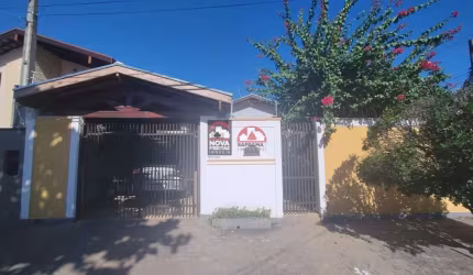 Casa Padrão em Pindamonhangaba
