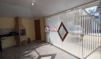 Casa Sobrado Padrão em Jacareí