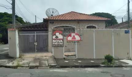 Casa Padrão em Pindamonhangaba