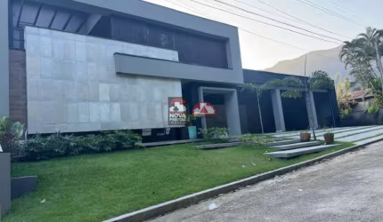 Casa Padrão em Caraguatatuba
