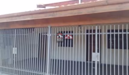 Casa Padrão em Pindamonhangaba