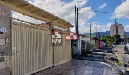 Casa Padrão em Caraguatatuba