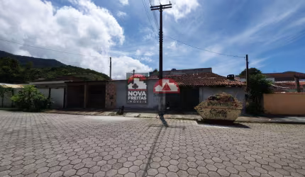 Casa Padrão em Caraguatatuba