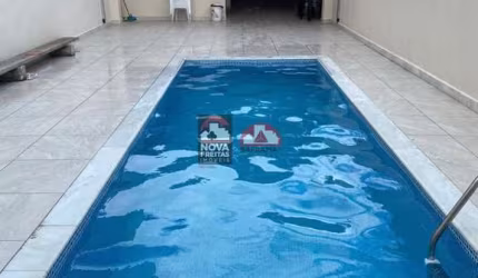 Casa Sobrado Padrão em São José dos Campos