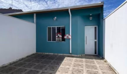 Excelente casa térrea com armários planejados na cozinha!