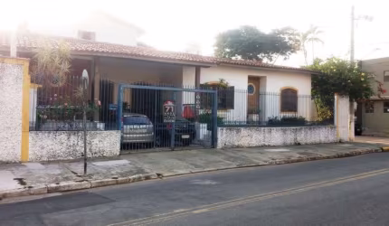 Casa Padrão em Pindamonhangaba