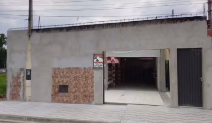 Casa Casa com ponto comercial em Pindamonhangaba
