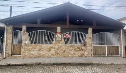 Casa Padrão em Pindamonhangaba