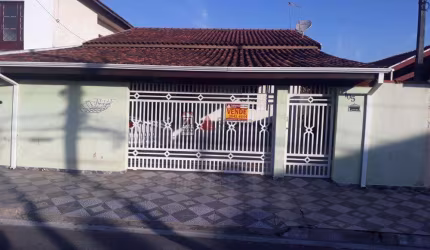 Casa Padrão em Pindamonhangaba