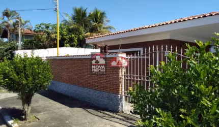 Casa Padrão em Pindamonhangaba