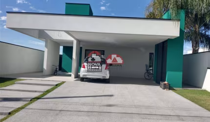 Casa Condomínio em Pindamonhangaba