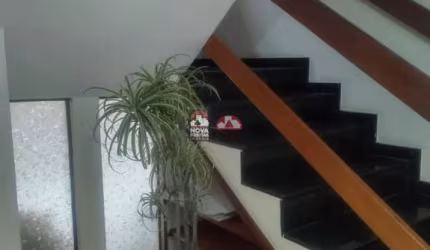 Casa Sobrado Condomínio em São José dos Campos