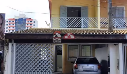 Casa Sobrado Padrão em São José dos Campos