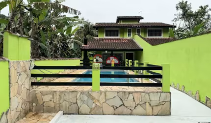 Lindo sobrado à venda, Condomínio Verde Mar - Cocanha, Caraguatatuba