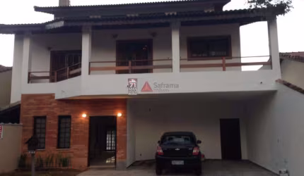 Casa Sobrado Condomínio em São José dos Campos