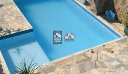 Casa Sobrado Padrão em Caraguatatuba