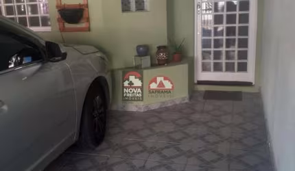 Casa Sobrado Padrão em São José dos Campos