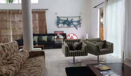 Casa Sobrado Condomínio em Caraguatatuba