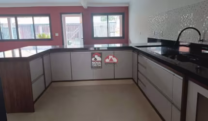 Linda Casa no Vista Verde em São José dos Campos à venda R$636.000,00