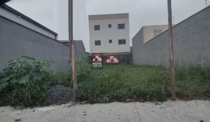 Terreno à Venda no Parque das Palmeiras em Pindamonhangaba