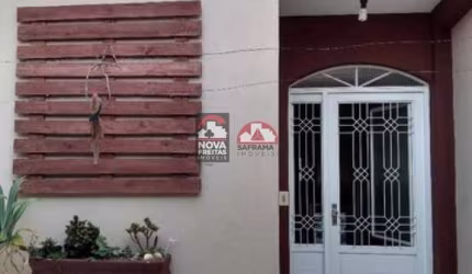 Casa Sobrado Padrão em São José dos Campos