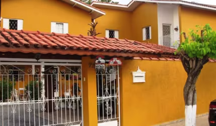 Casa Sobrado Padrão em Pindamonhangaba