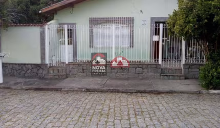 Casa Padrão em Pindamonhangaba