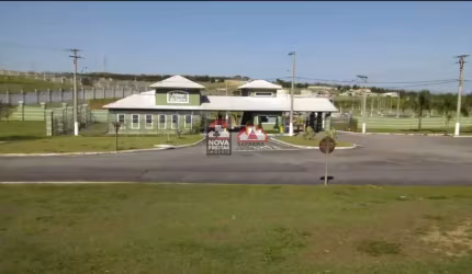Terreno Padrão em Condomínio em Tremembé