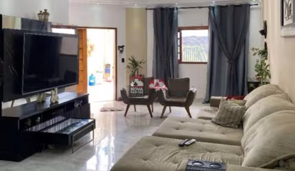 Casa Sobrado Padrão em Caçapava