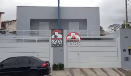 Casa Sobrado Padrão em São José dos Campos