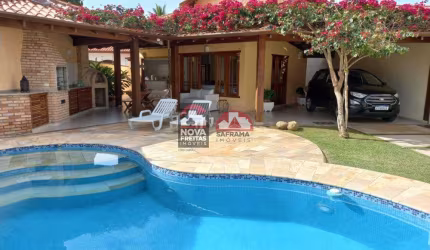 Casa Padrão em Caraguatatuba