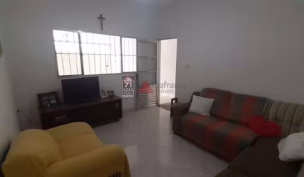 Casa Sobrado Padrão em Pindamonhangaba