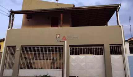 Casa Sobrado Padrão em Pindamonhangaba
