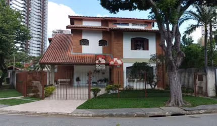Casa à venda no Jardim Esplanada