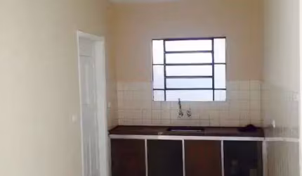 Casa Comercial Versátil na Vila Marceno – Ideal para Seu Negócio! 