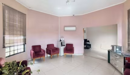 Casa comercial com 11 salas - aceita caução