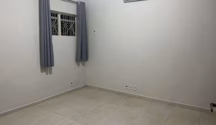 Sala Comercial Funcional com Ar-Condicionado e Armário Embutido